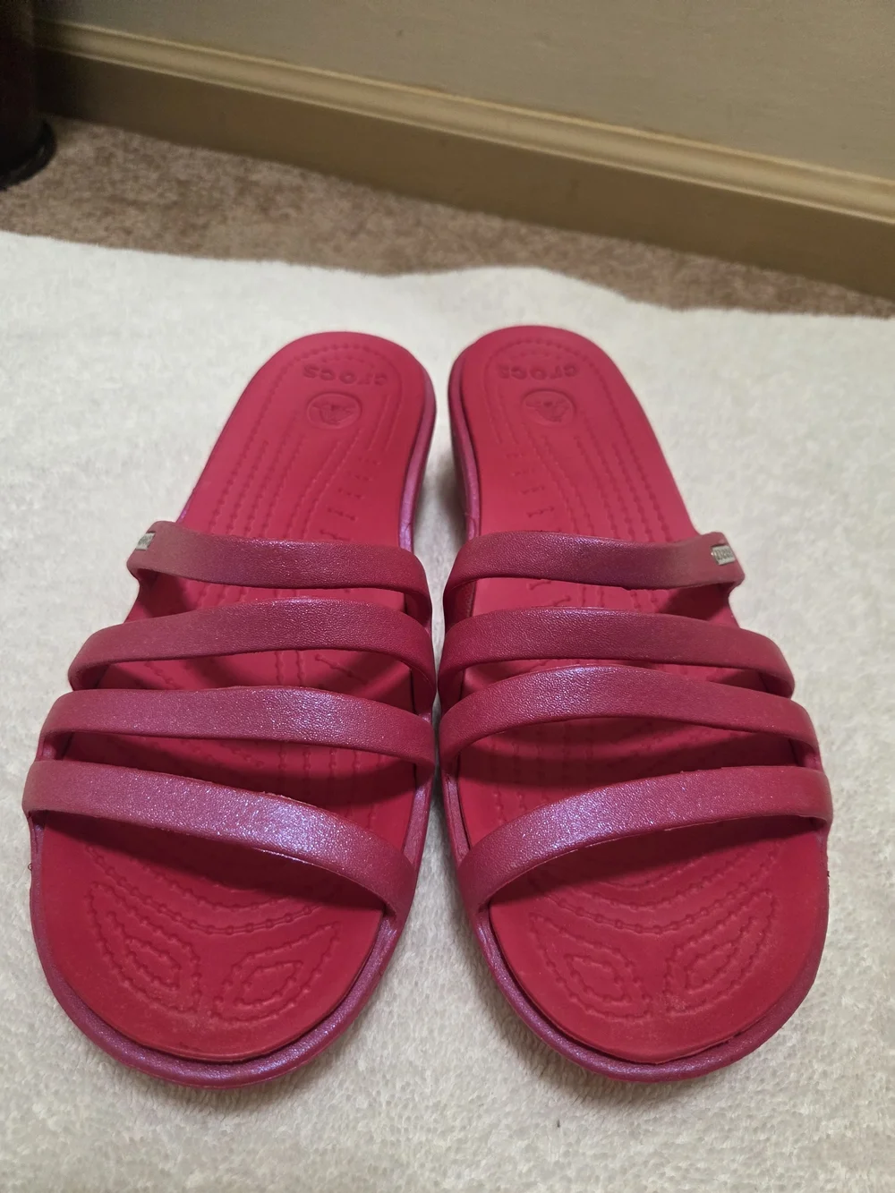 CROCS comfortable wedge